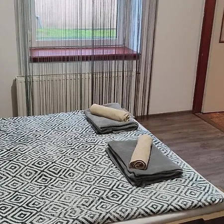 Lugas Apartman Tapolca Exteriér fotografie