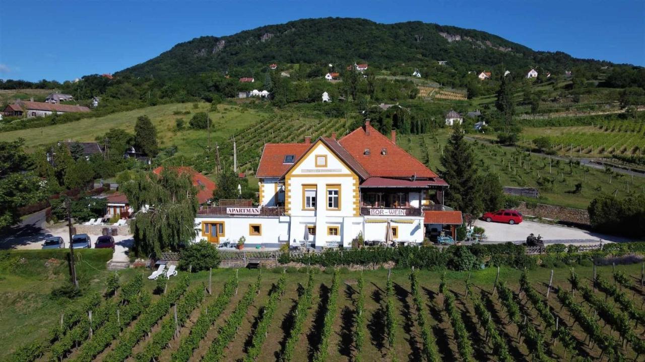 Apartment Lugas *